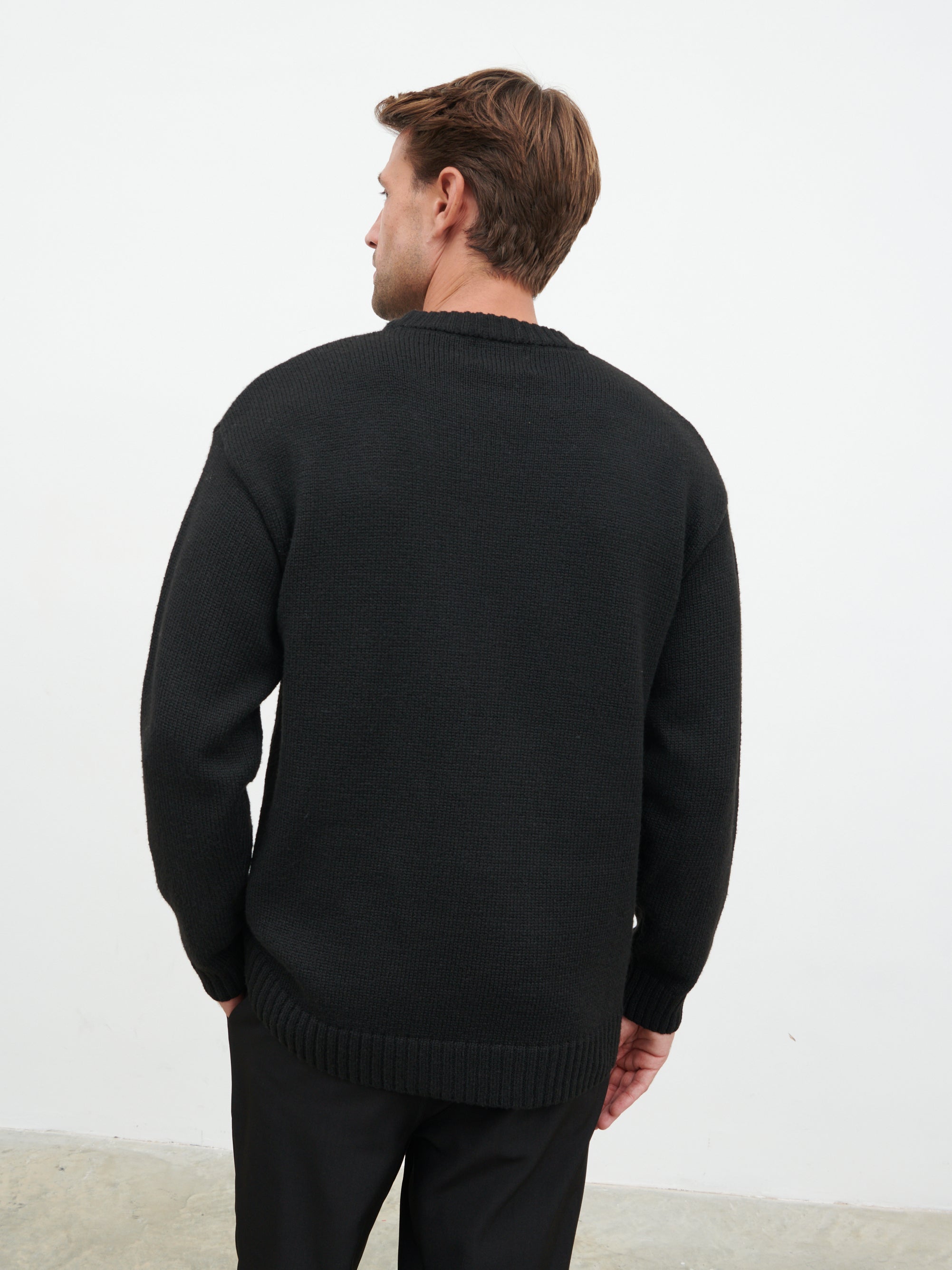 Banks Crew Neck Knit Jumper - Black