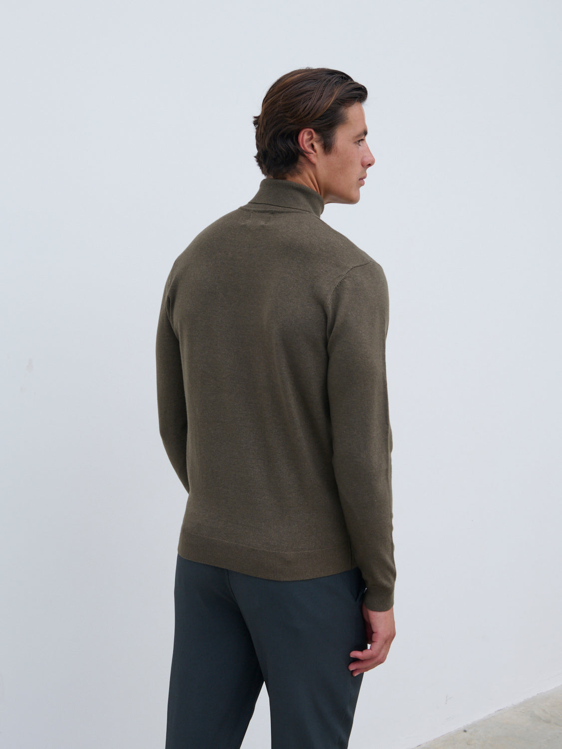 Bennett Light Knit Roll Neck Jumper - Dark Olive