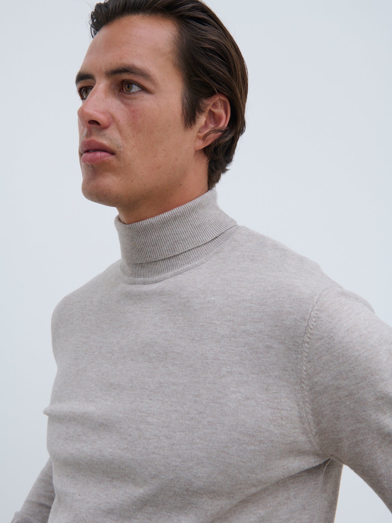 Bennett Light Knit Roll Neck Jumper - Light Taupe