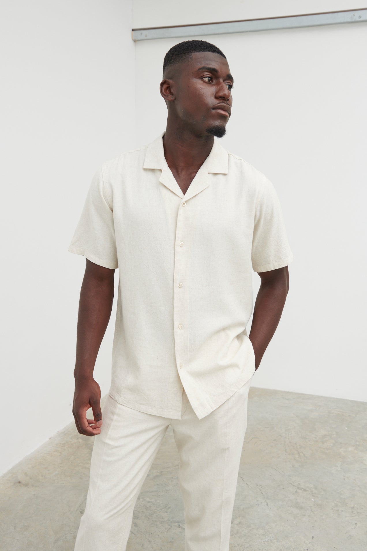Elijah Short Sleeve Linen Shirt - Oatmeal