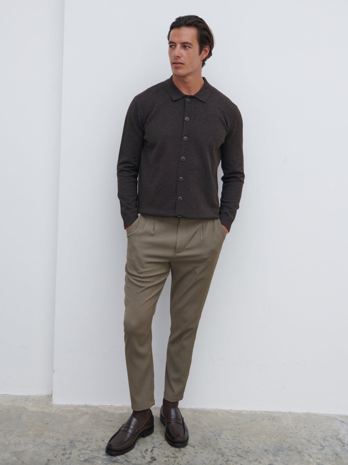 Ronnie Lightweight Knit Shirt - Dark Brown