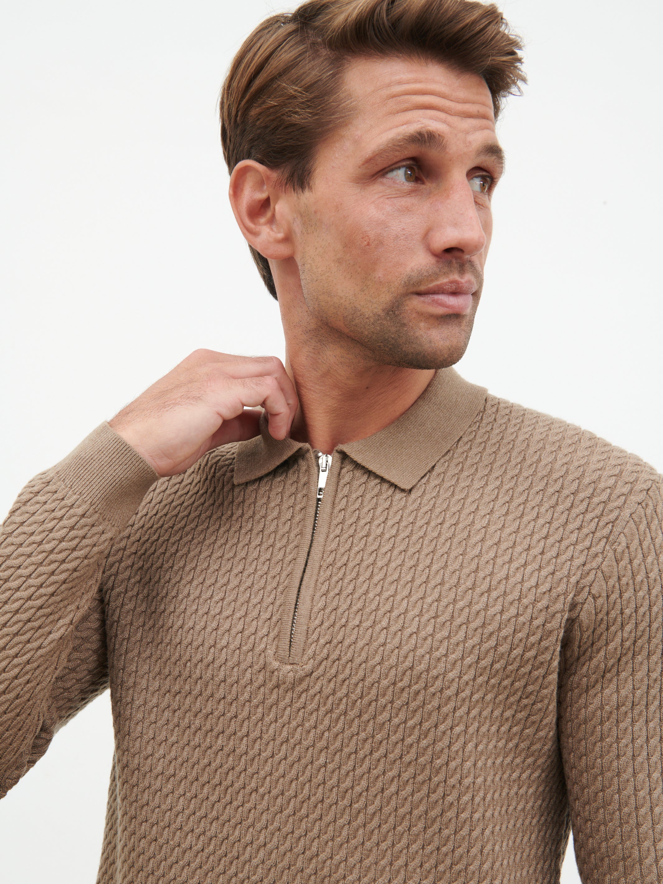 William Fine Cable Knit Zip Jumper - Light Brown