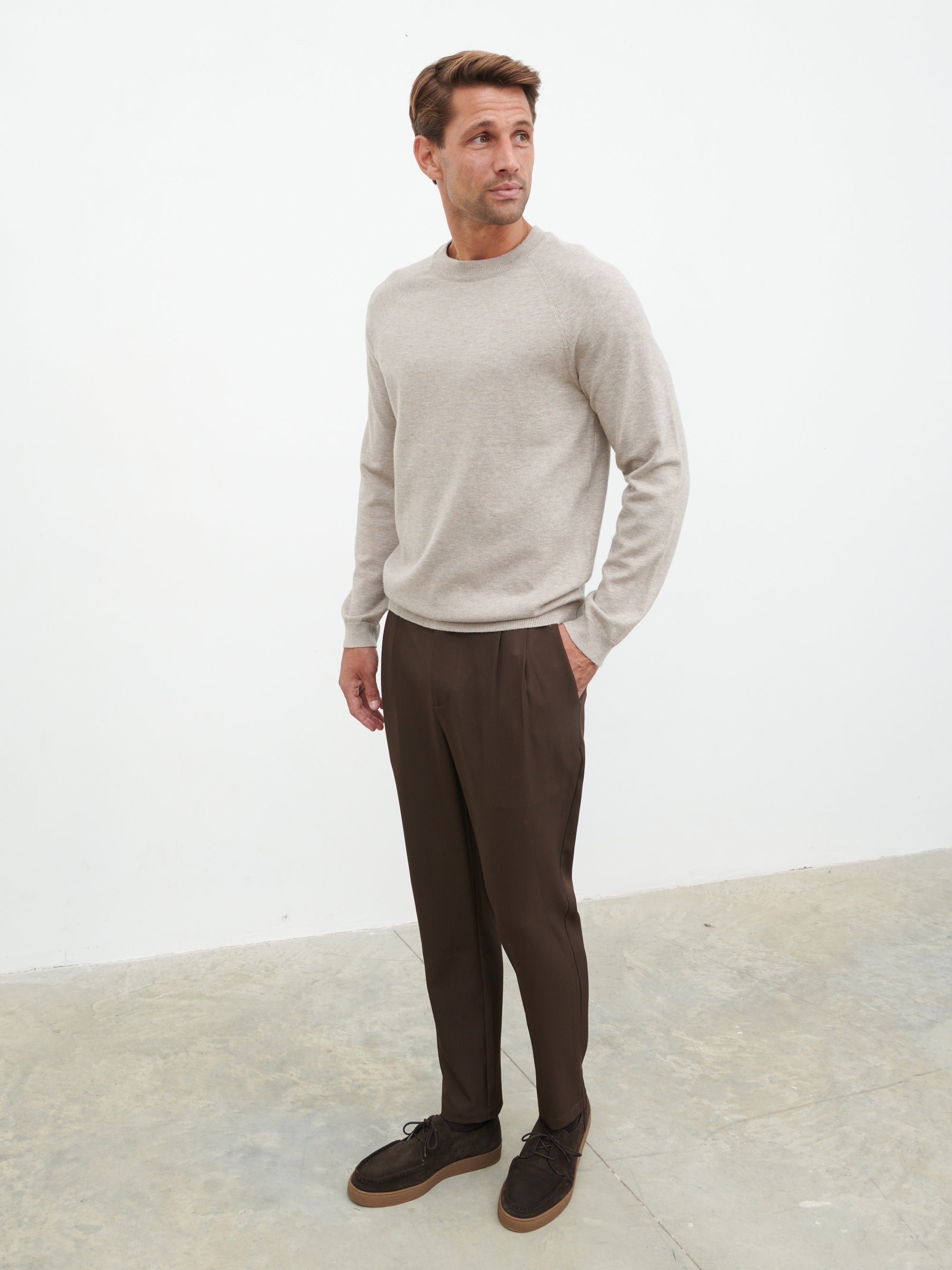 Wyatt Crew Neck Knit Jumper - Mushroom